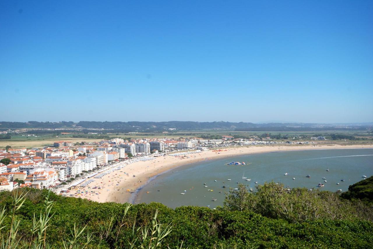 Pebble - 1 Bedroom Apartment Sleeps 5 With Pool & Tennis Court São Martinho do Porto Exterior foto